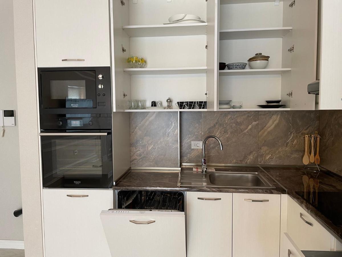 Azzure Vip Apartment บากู ภายนอก รูปภาพ